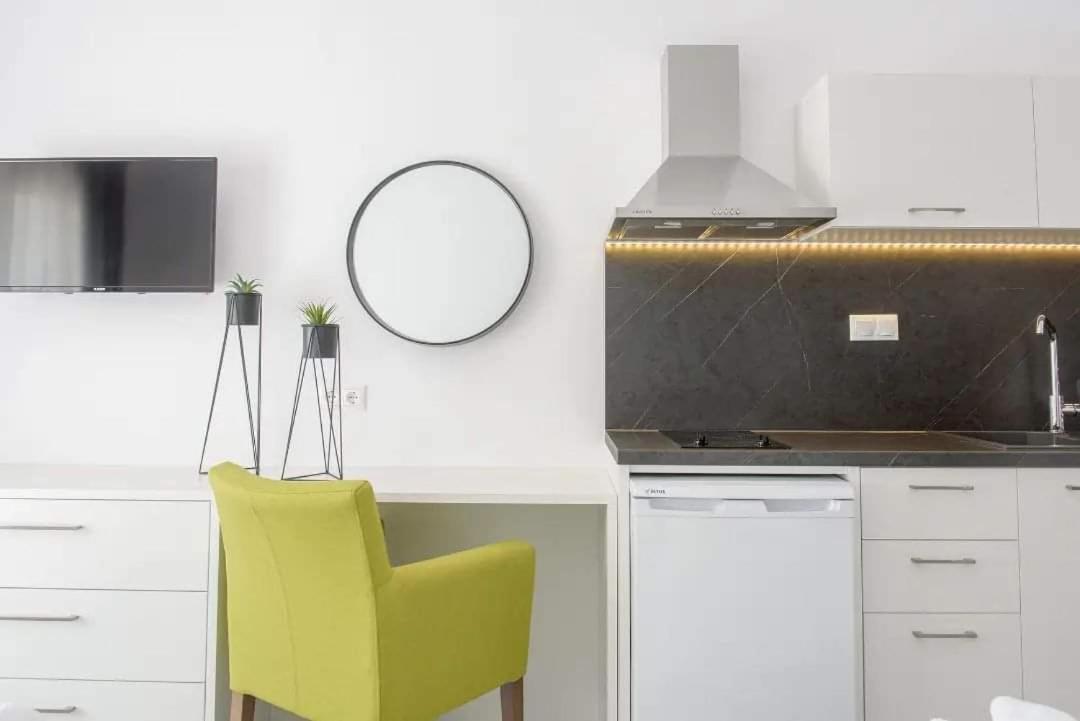 Hotel Papanikolaou Иерисос Екстериор снимка