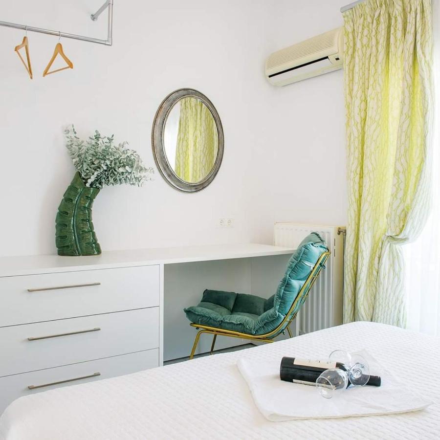 Hotel Papanikolaou Иерисос Екстериор снимка