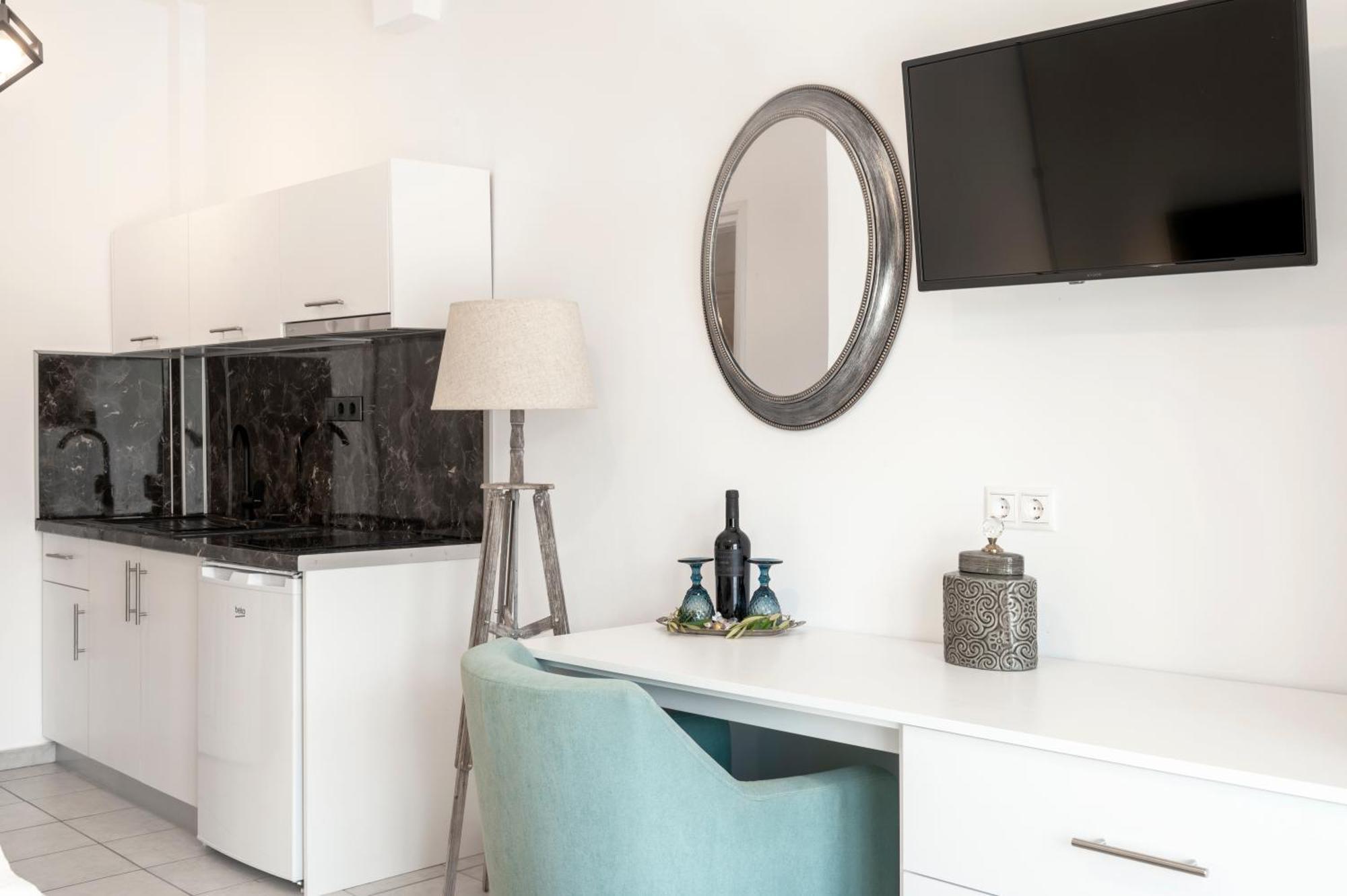 Hotel Papanikolaou Иерисос Екстериор снимка