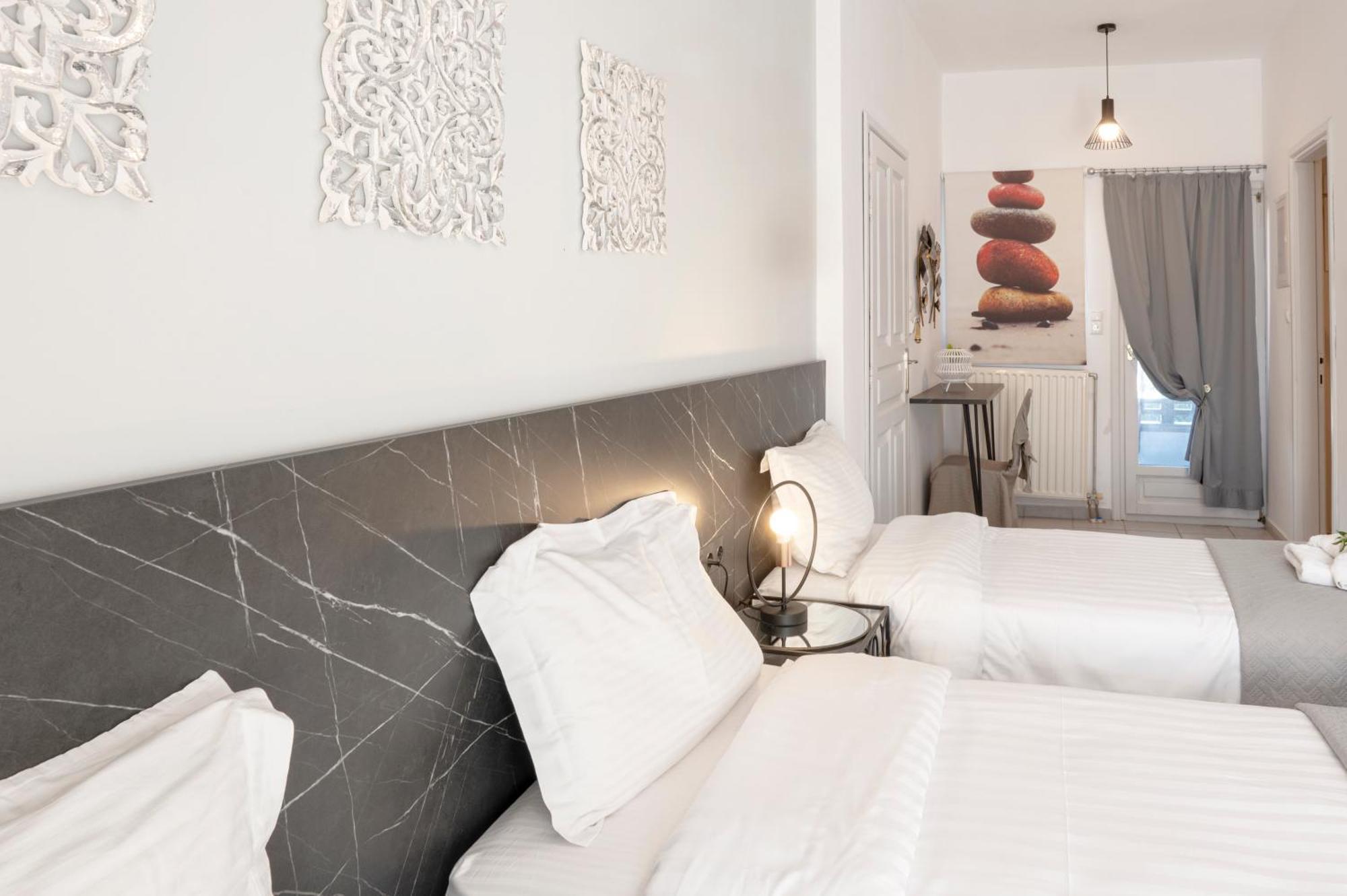 Hotel Papanikolaou Иерисос Екстериор снимка