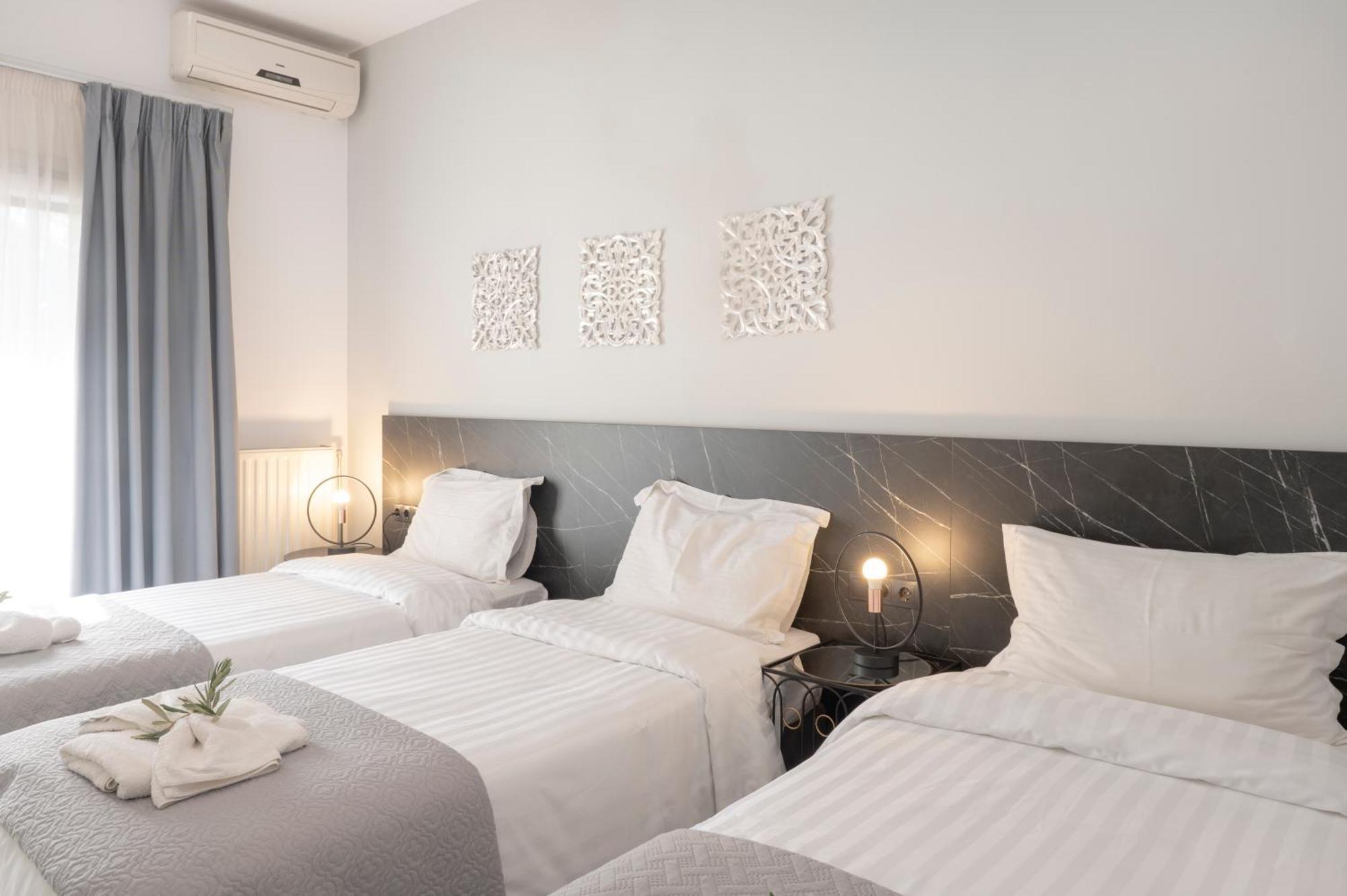 Hotel Papanikolaou Иерисос Екстериор снимка